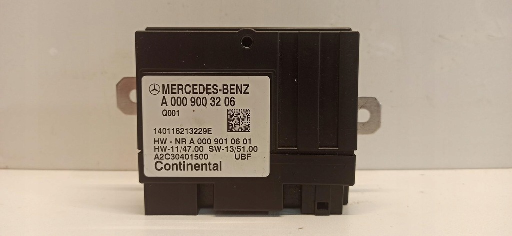 фото №1, Mercedes w205 модуль насоса топлива a0009003206
