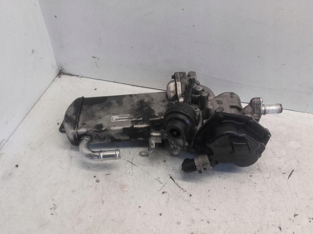 фото №1, Audi vw 2.0 tdi радиатор выхлопных газов с egr