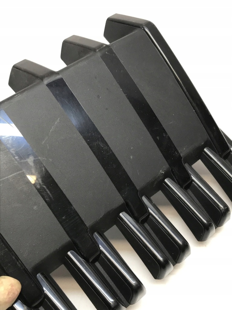 фото №4, Skoda fabia iii lift заглушка радара решётка 6va853655