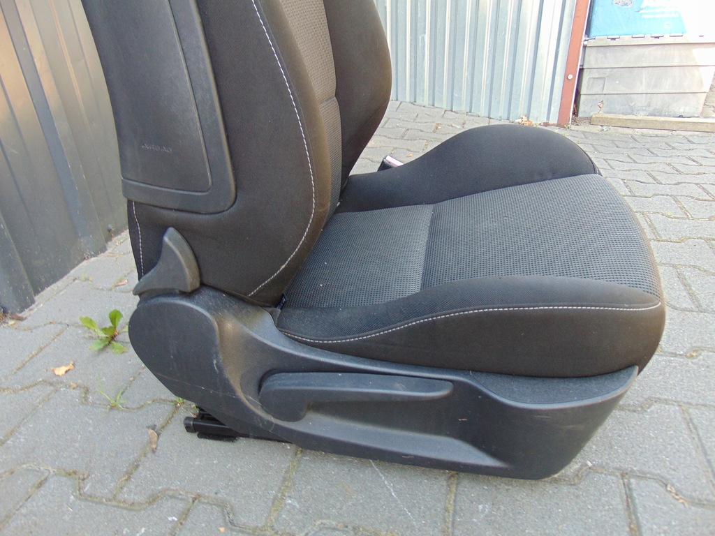 фото №9, Сидіння пасажира правий перед peugeot 207 cc