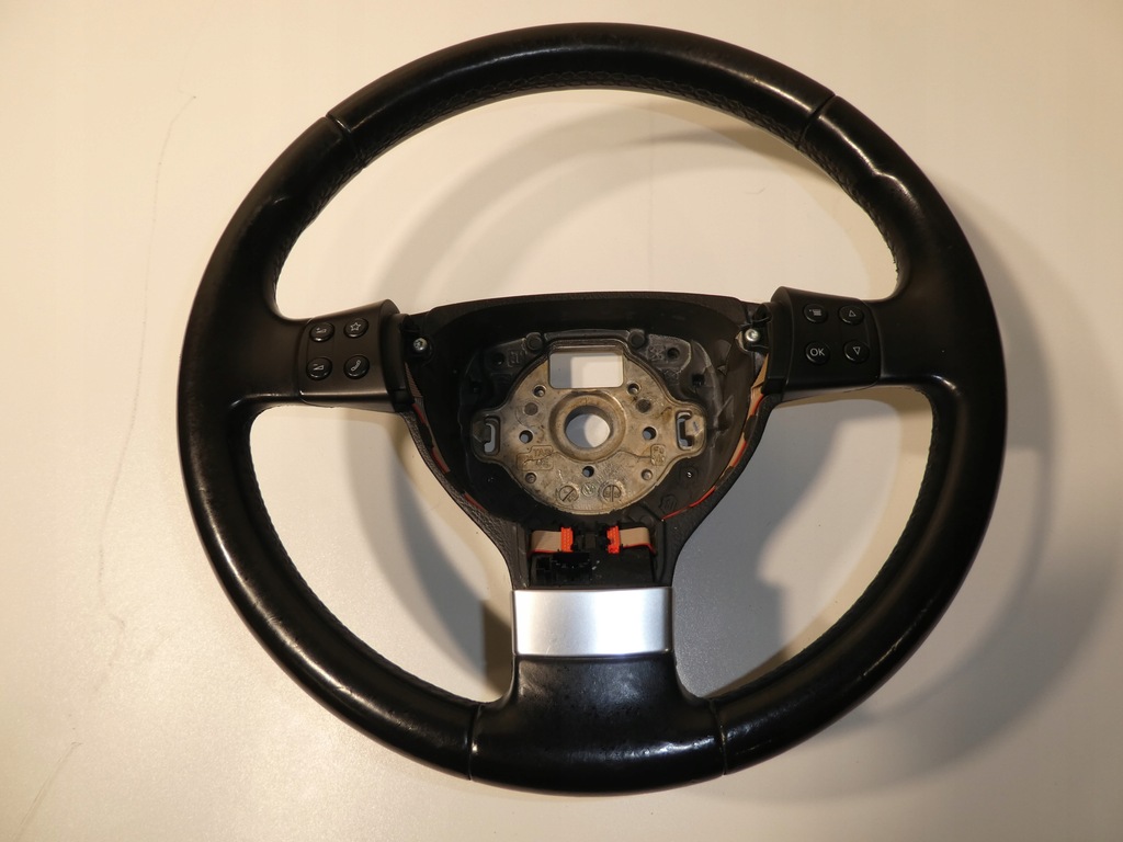 фото №1, Воздуховод vw passat b6 golf v plus touran