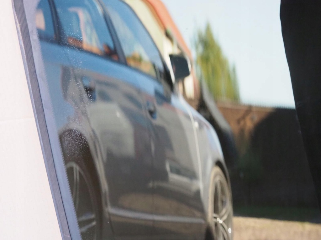 фото №8, Sprinter 906 скло двері розсувних права 138x77