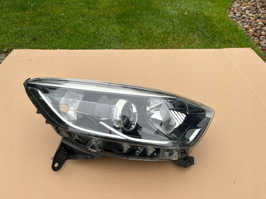 фото №1, Лампа правая europa renault captur i 2013 - 2017 .