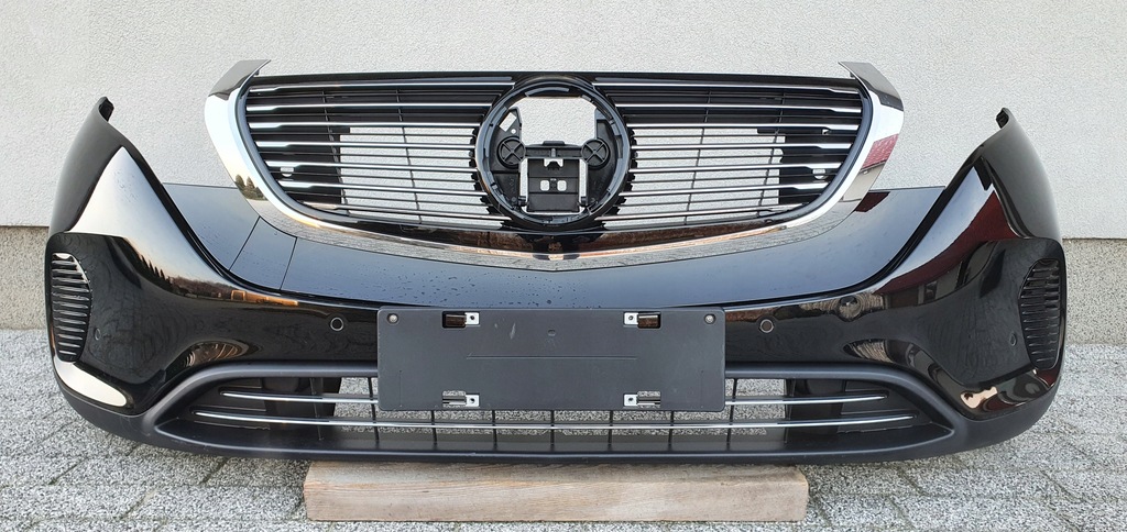 фото №1, Mercedes eqc w293 бампер перед оригинал e199