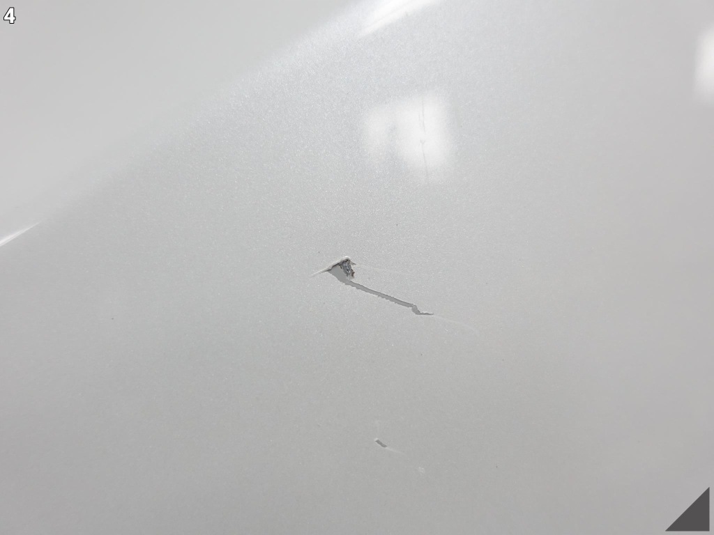 Tesla model 3 17- крило ліве перед в Україні