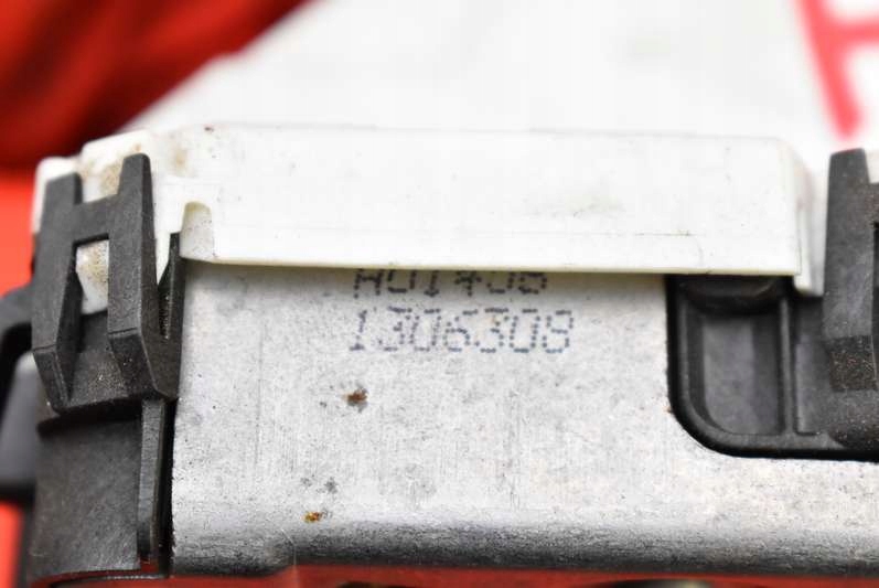 фото №9, Замок двері правий перед передній eu 828405 peugeot partner 2 ii 08-12