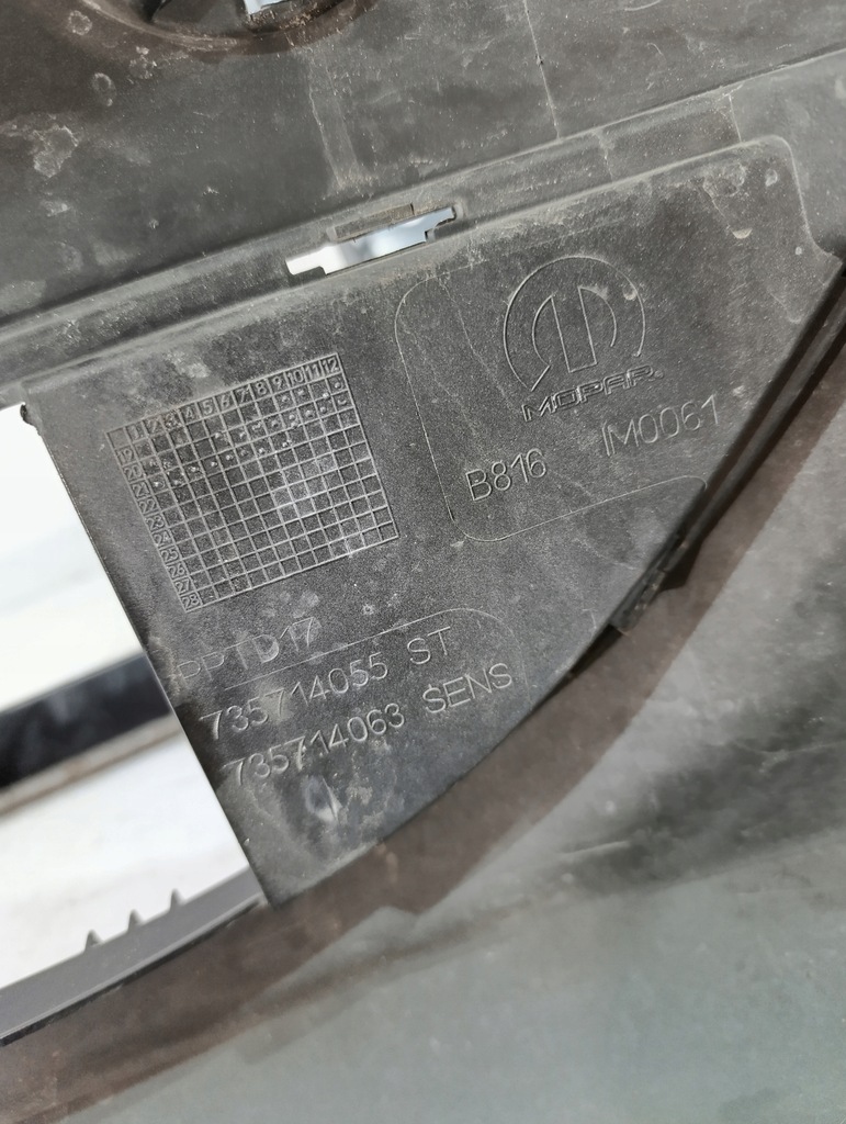 фото №12, Fiat 500e 500 e бампер перед передний om хороший значок