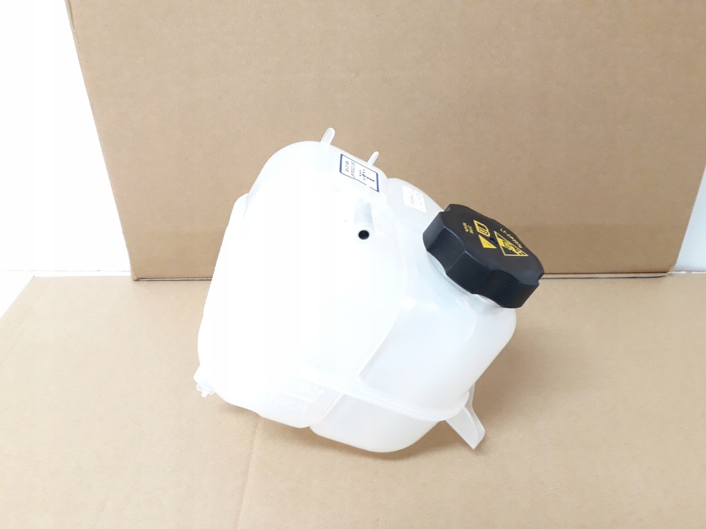 фото №5, Бачок расширительный jeep cherokee kl po 2013-