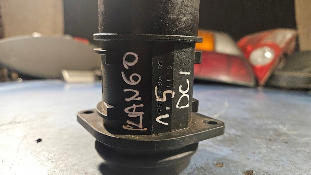 Расходомер renault nissan 1.5 dci 5wk97006 820028056 h8200357204 Киев