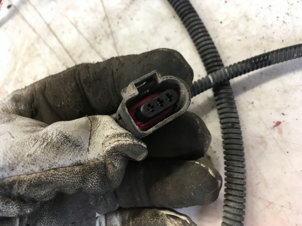 фото №3, Джгут pdc задня touareg 7l