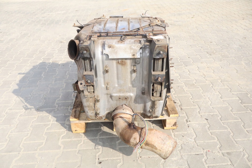 фото №2, Катализатор scania r410