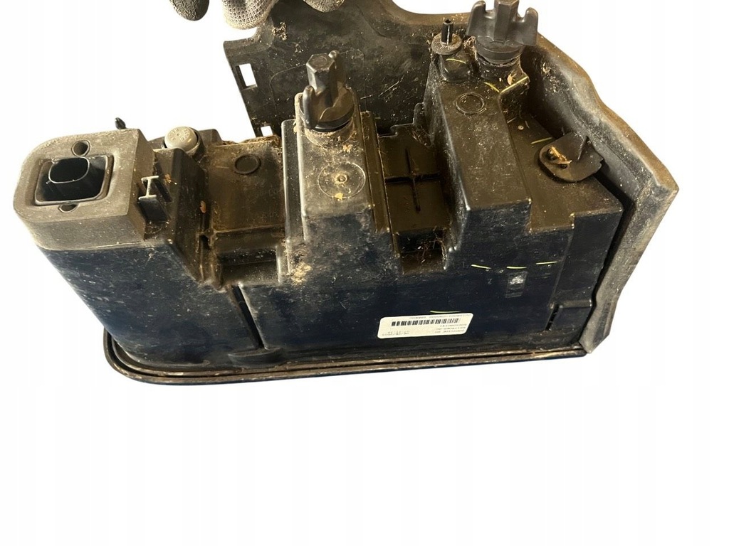 фото №8, Dodge challenger 2015 оригінальний номер права сторона лампа задня оригінал 68174068ac usa