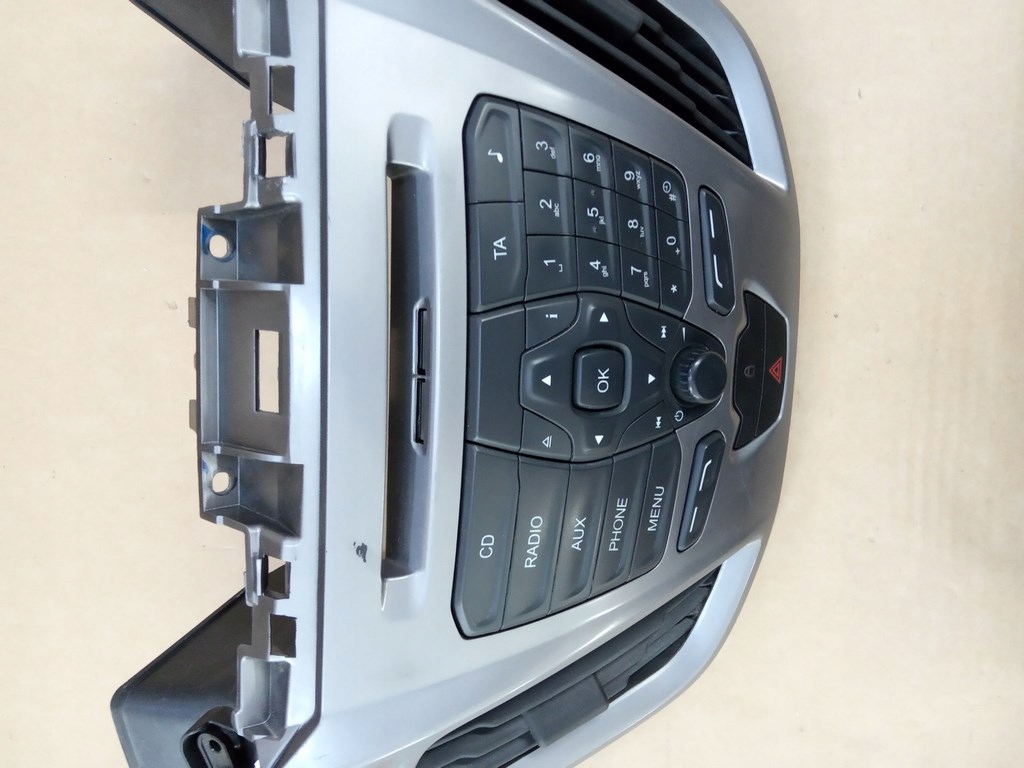 фото №6, Ford transit custom 2013-17r. - панель радио