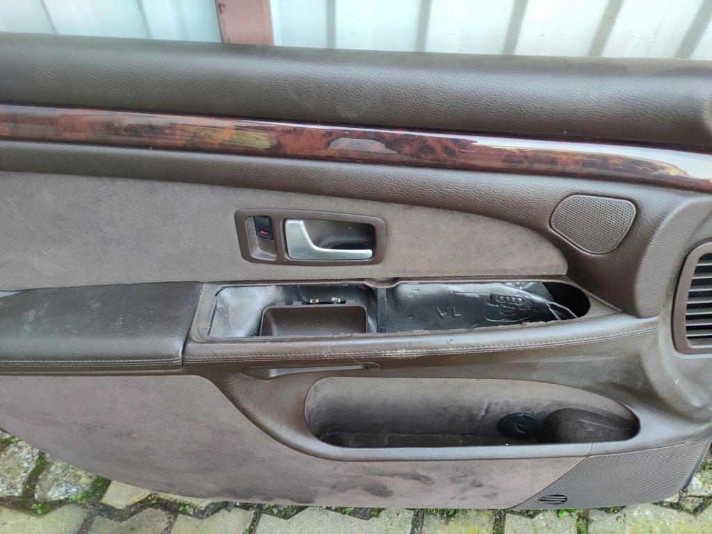 фото №3, Audi a8 d2 оббивка обшивки шторка двері коричневий доставка