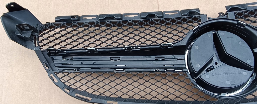 фото №11, Mercedes c-klasa w205 решётка радиатора решётка радиатора c63 amg камера