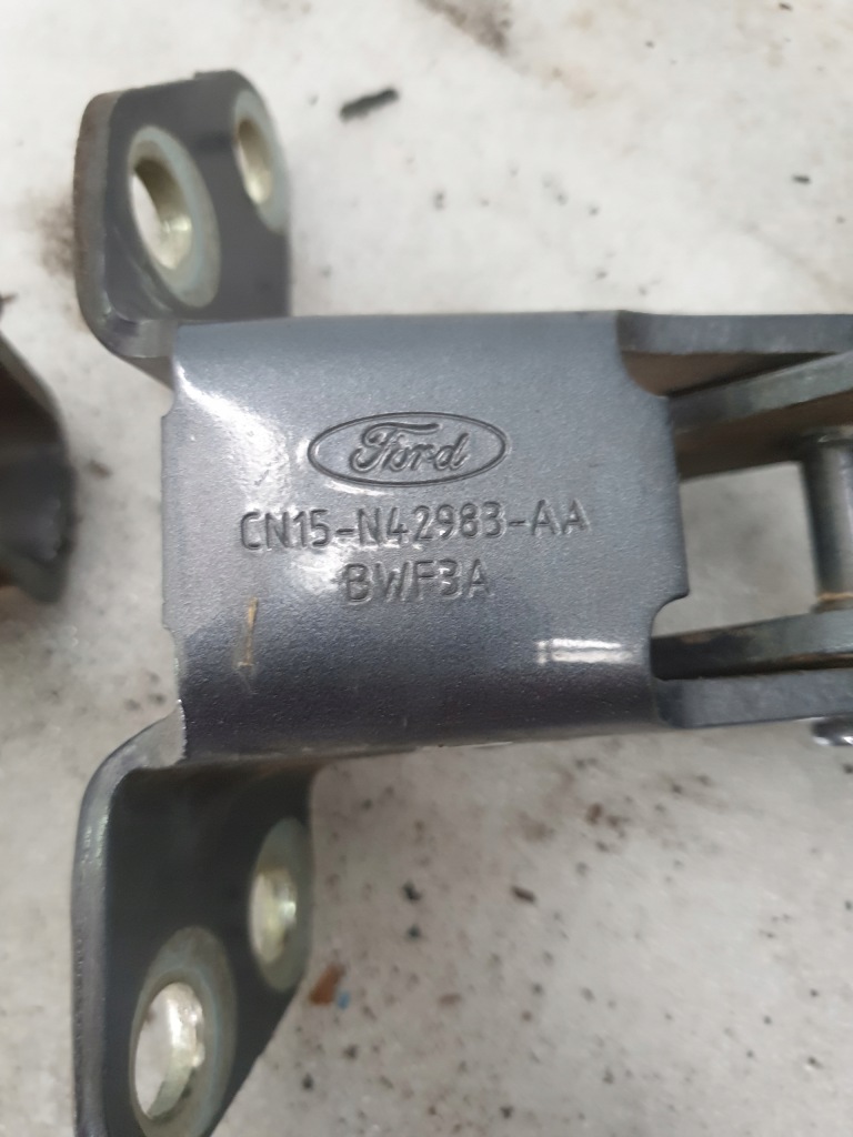 фото №4, Ford ecosport ii петля крышки багажника