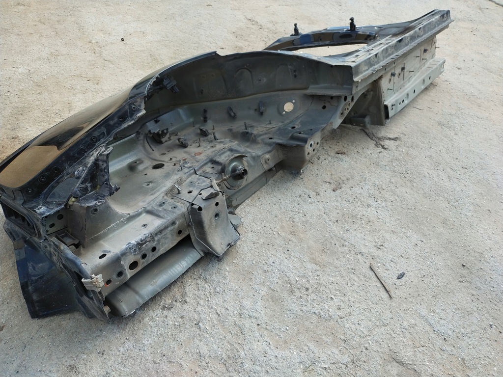 фото №6, Range rover velar чверть задня права поріг