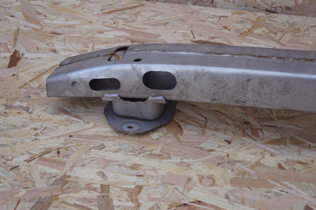 фото №7, Балка бампера задня toyota corolla verso ii