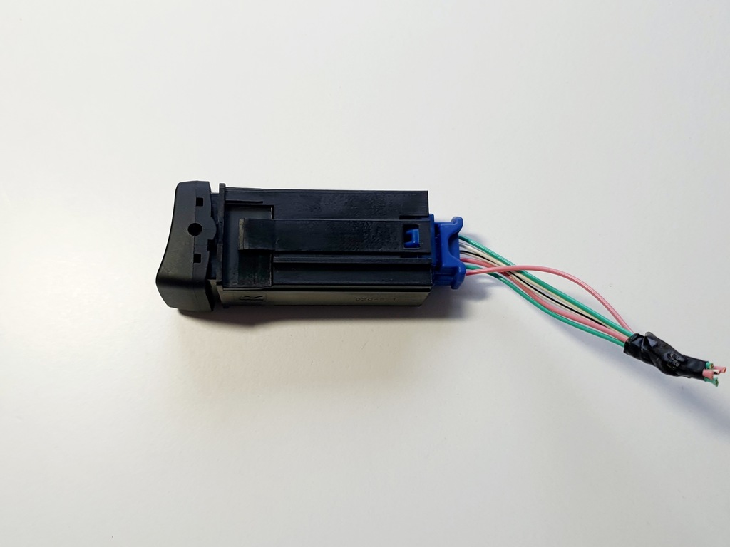 фото №7, Переключатель подогрев сиденье правый toyota corolla e21 19-