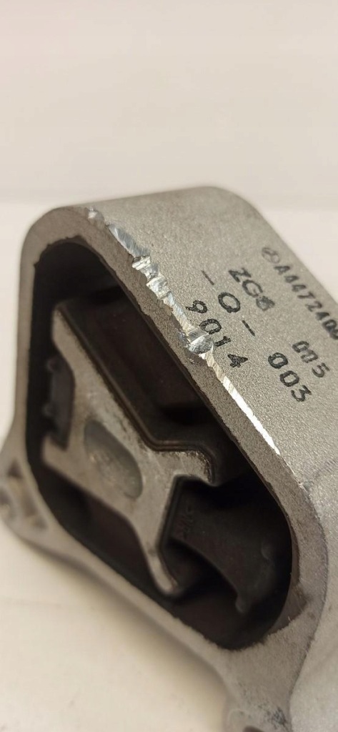 фото №6, Mercedes vito w447 кронштейн подушка двигателя a4472400010