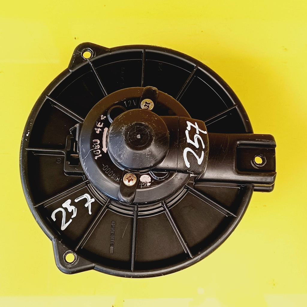 фото №6, Воздуходувка обдув вентилятор toyota yaris lift 194000-1080 / 194000 nr257