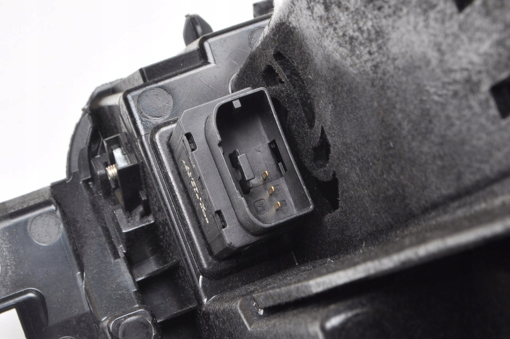 фото №13, Bentley bentayga бардачок пассажира 18r anglik 36c853873