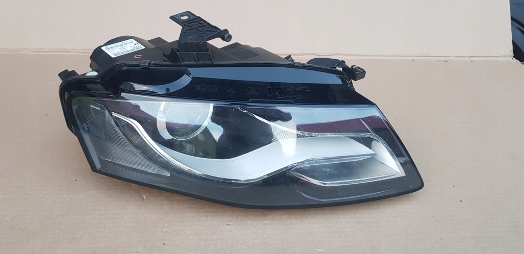 Купить Audi a4 b8 фара передняя правый  ксенон led 2010r