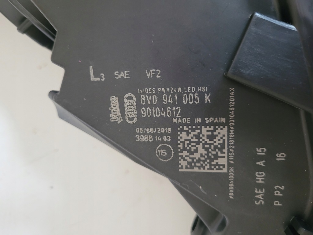 фото №9, Лампа audi a3 e-tron ксенон led usa 8v0941006k 8v0941005k