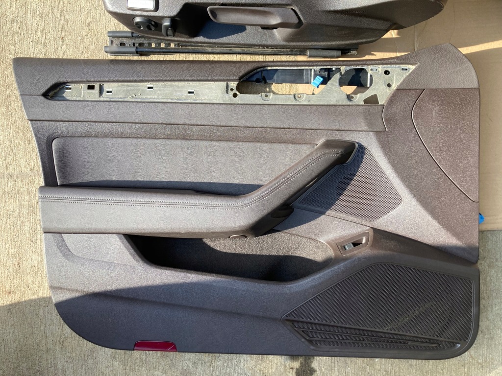 фото №12, Сидіння заднє сидіння оббивка коричневі vw passat b8 kombi