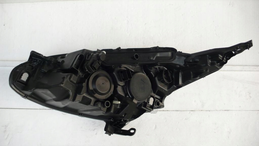 фото №8, Peugeot 208 led фара