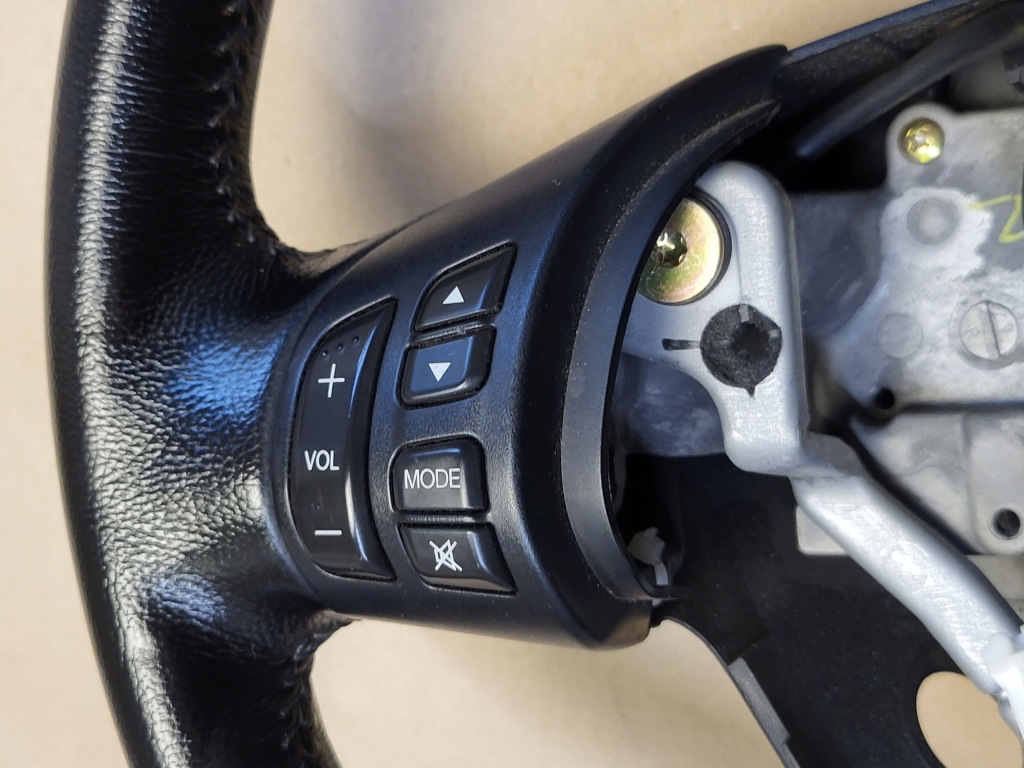 фото №4, Повітропровід багатофункціональний шкіряний mazda rx8 rx-8 оригінальний номер czarna шкіра