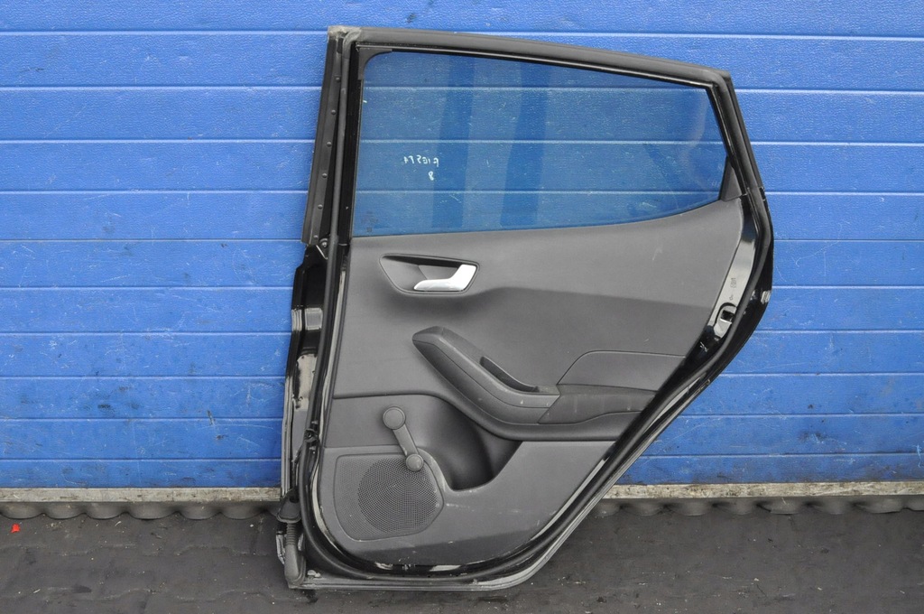 фото №13, Ford fiesta mk8 дверь правый правое задняя задние