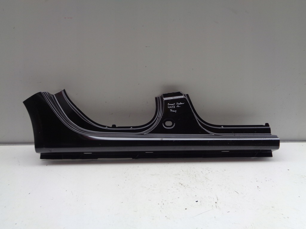 фото №1, Порог правый передний smart forfour w453 14-