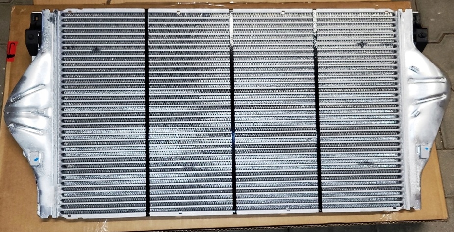 фото №10, Радіатор повітря r espace iv 2.2dci