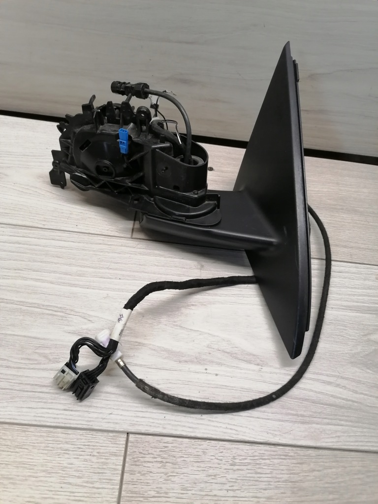 Купить Mb w156 основание зеркало правое a1568106400