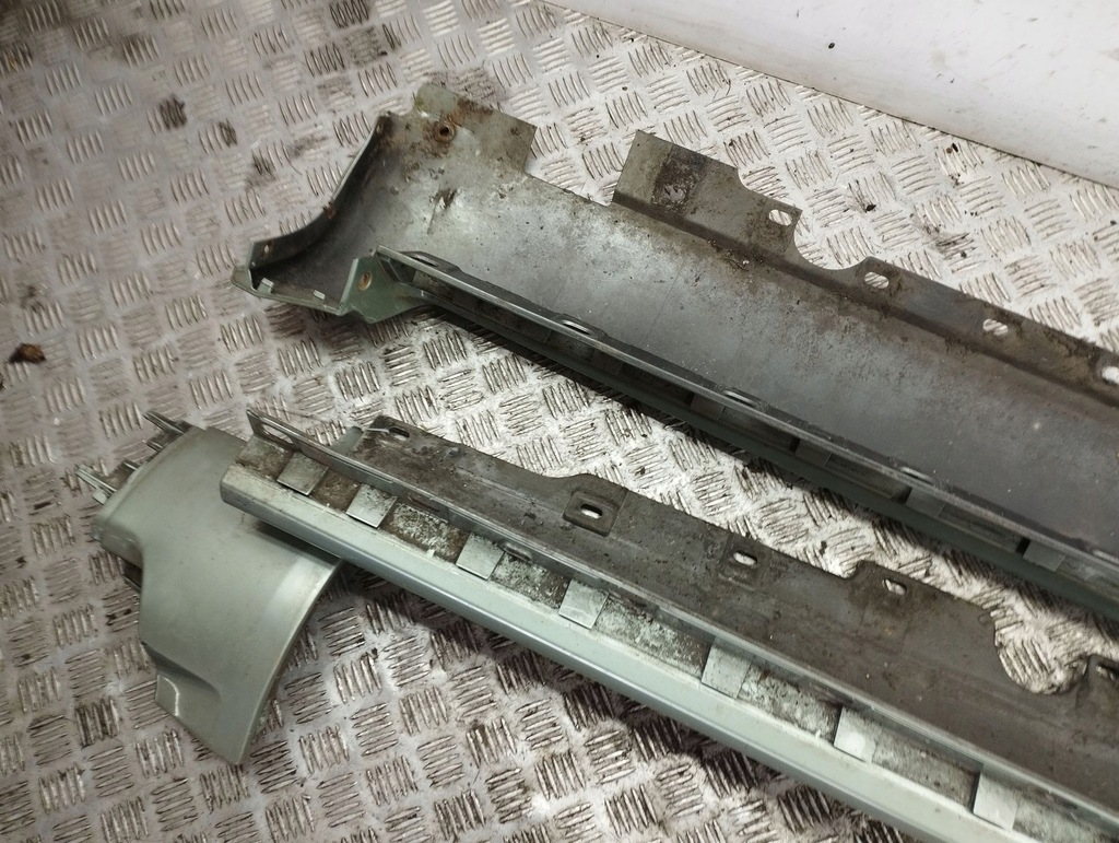 фото №8, Audi a8 s8 d3 4e 2004 комплект порог