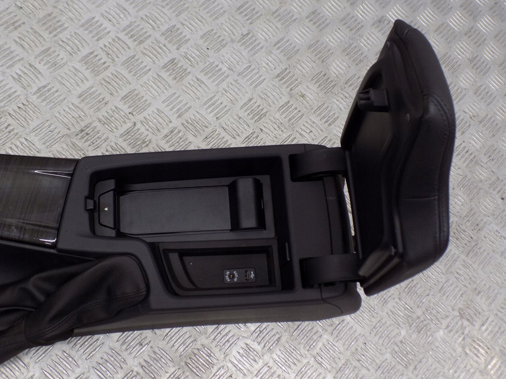 фото №13, Bmw f34 обивка сиденья заднее сиденье кожа с подогревом