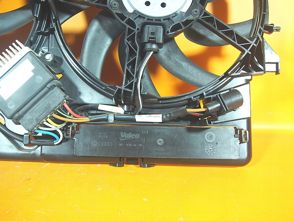 фото №10, Audi a5 8t 16km вентиляторы модуль корпус 8k0121003p / 8k0959501g