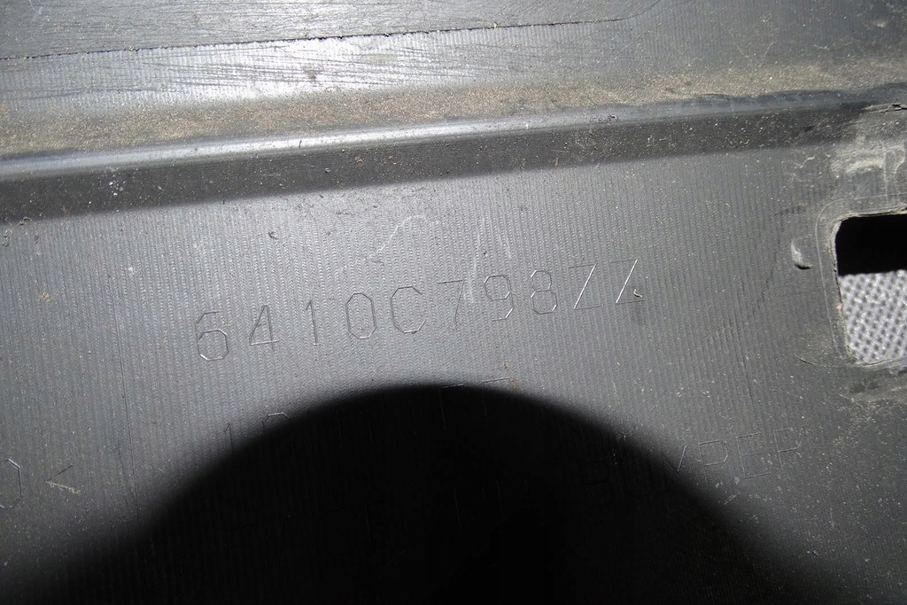 фото №12, Mitsubishi outlander iii lift 15- бампер задня oryg