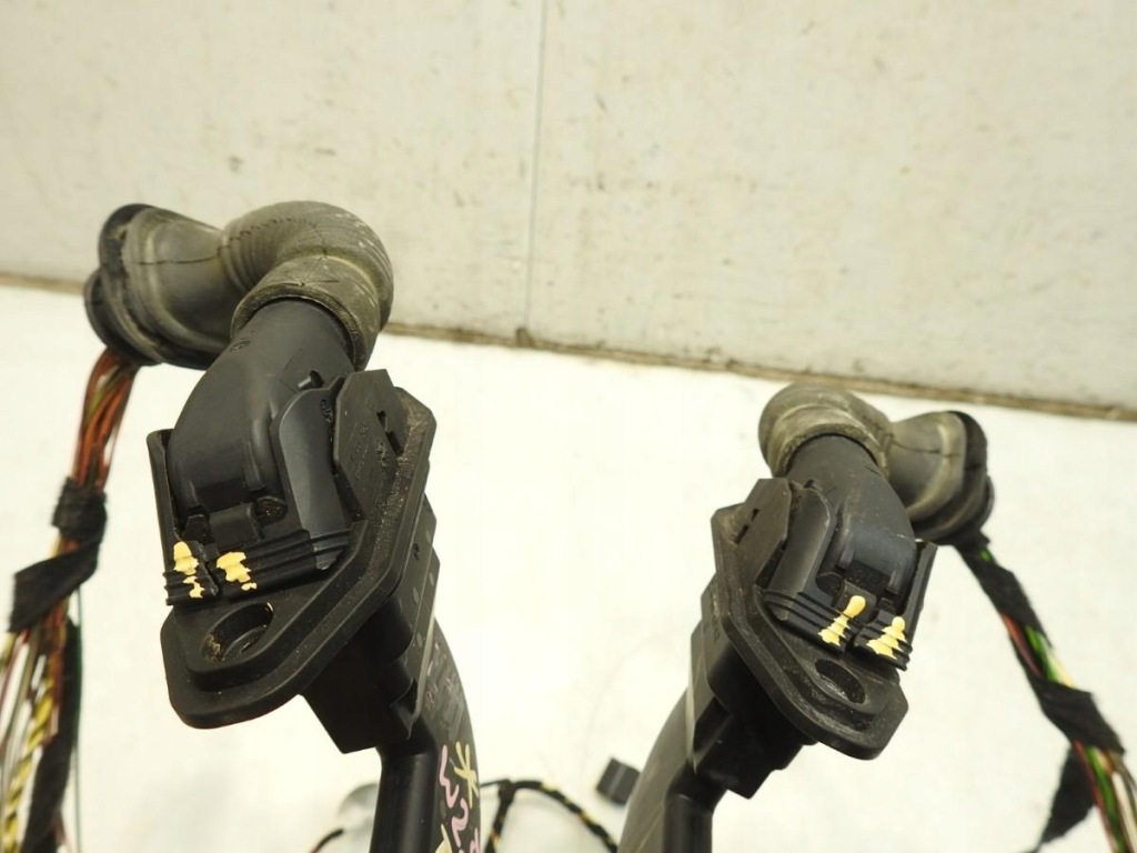 фото №4, Джгут електропроводка двері задня mercedes r w251 a2515407905