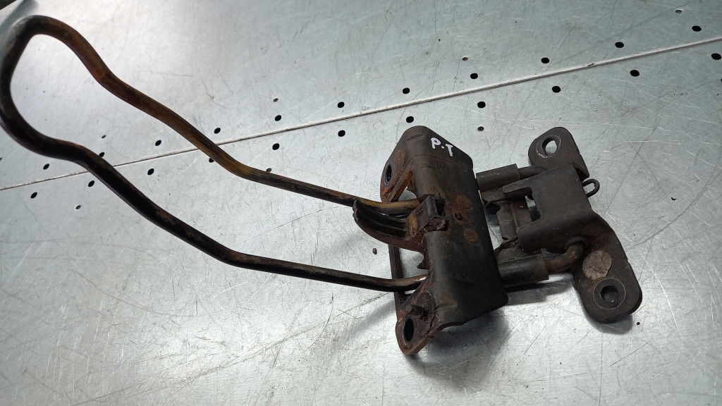 фото №1, Ограничитель правый задняя fiat scudo ii 07r 1.6d