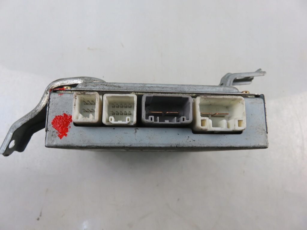 фото №9, Блок управления усилителя toyota yaris i p1 896500d011 1129000340