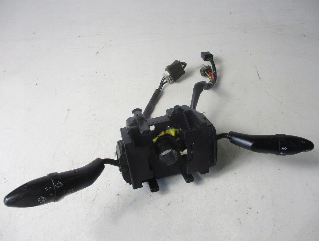 фото №1, Переключатель комбинированный переключатели hyundai coupe ii 99r