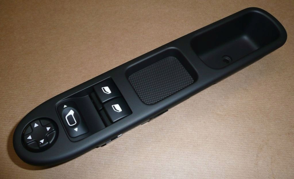 фото №4, Кнопка подъемник стекла p 207