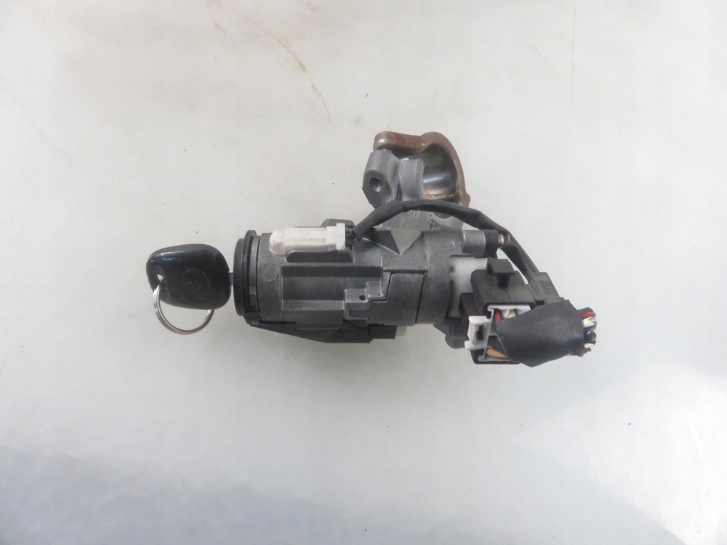 фото №10, Замок зажигания toyota yaris i p1 450200d01 897830d010