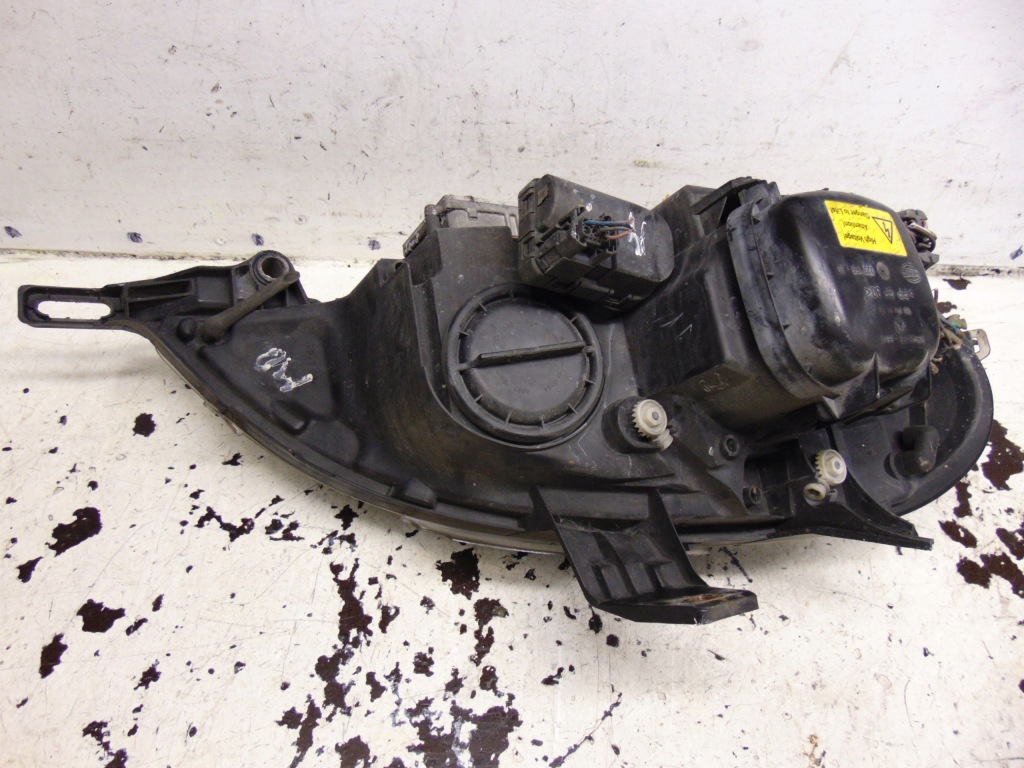 Купить Лампа левая перед передняя ксенон mercedes ml w163 рестайлинг  европа