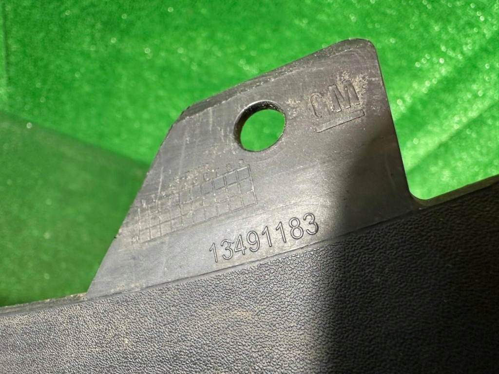 Решётка бампера перед нижняя решётка радиатора opel insignia ii b 17-20r 13491183 Оригинал