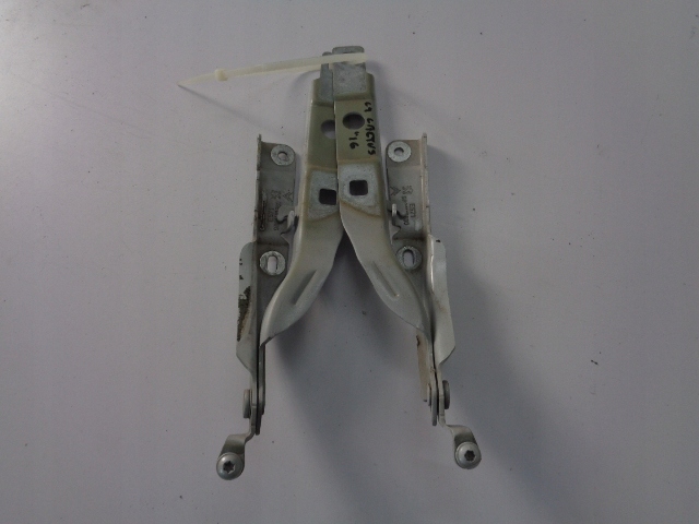 фото №1, Петли капот citroen c4 cactus 2015 rok efcd