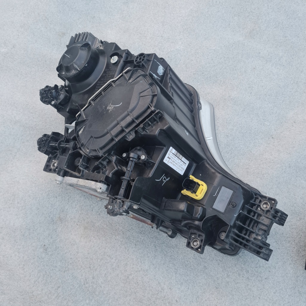 Mercedes actros фонари led a9618205239 a9618205339 с Разборки