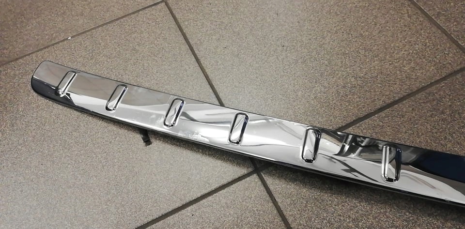 фото №8, Mercedes gla h247 накладка na бампер задняя хром